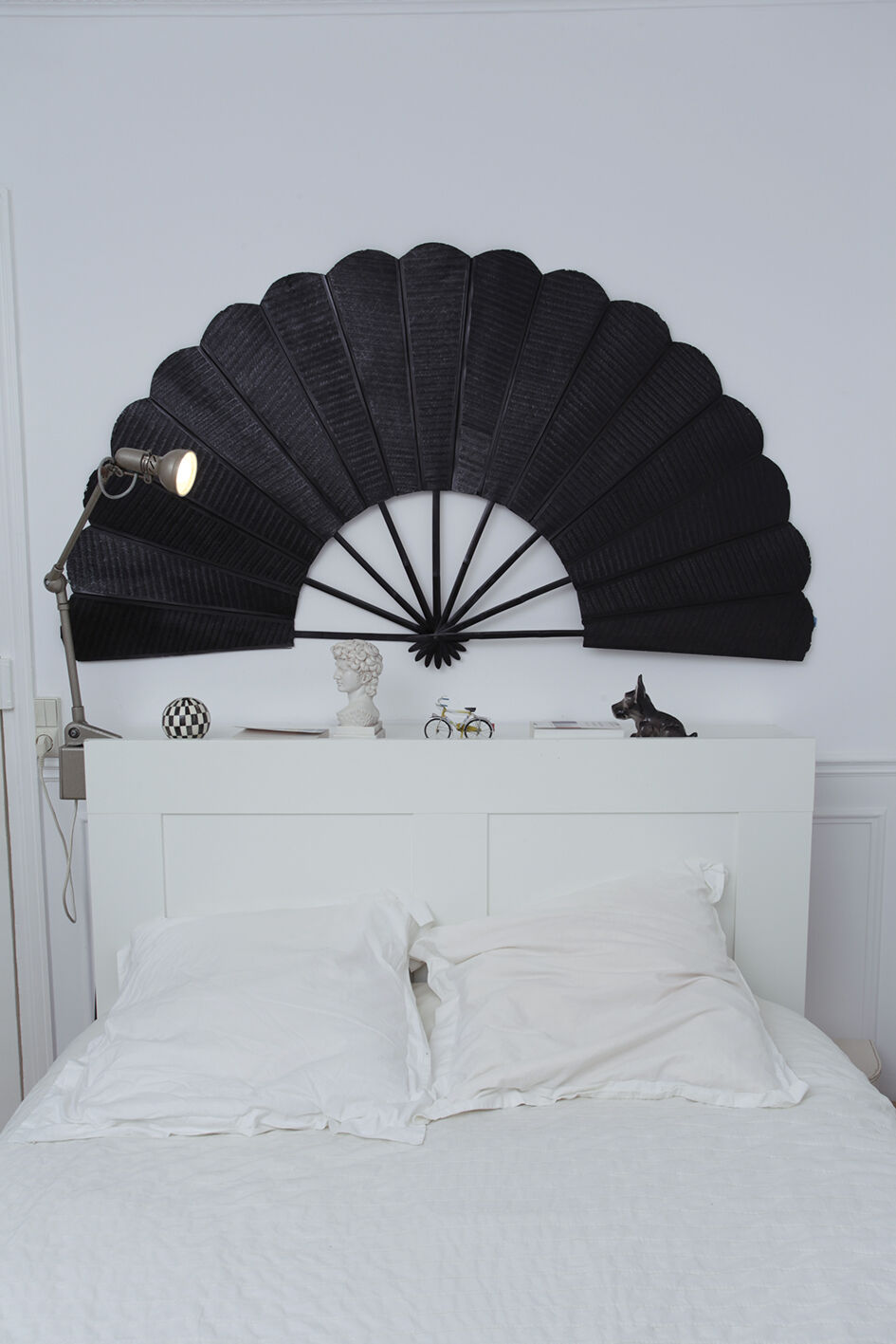 Eventail sombre tramé - 168 cm