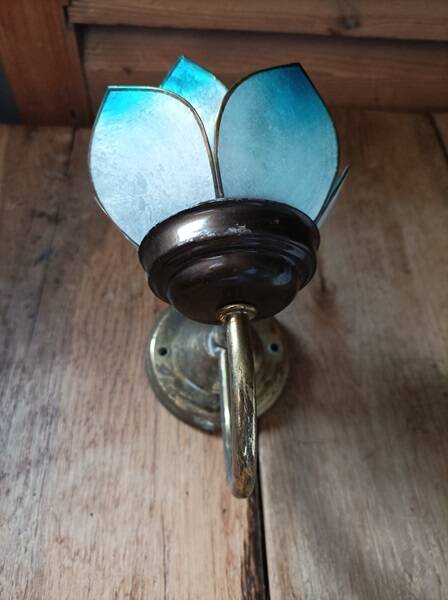 Wall lamp lotus flower petal blue mother-of-pearl base gold patinated dp 1123218