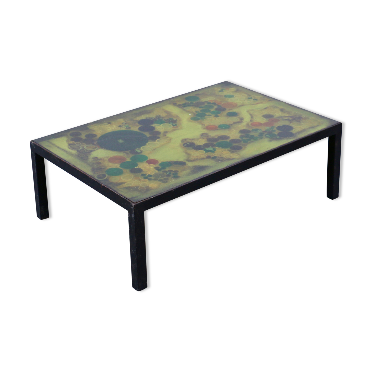 Resin bass table