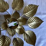 Wall lamp or ceiling lamp golden flower