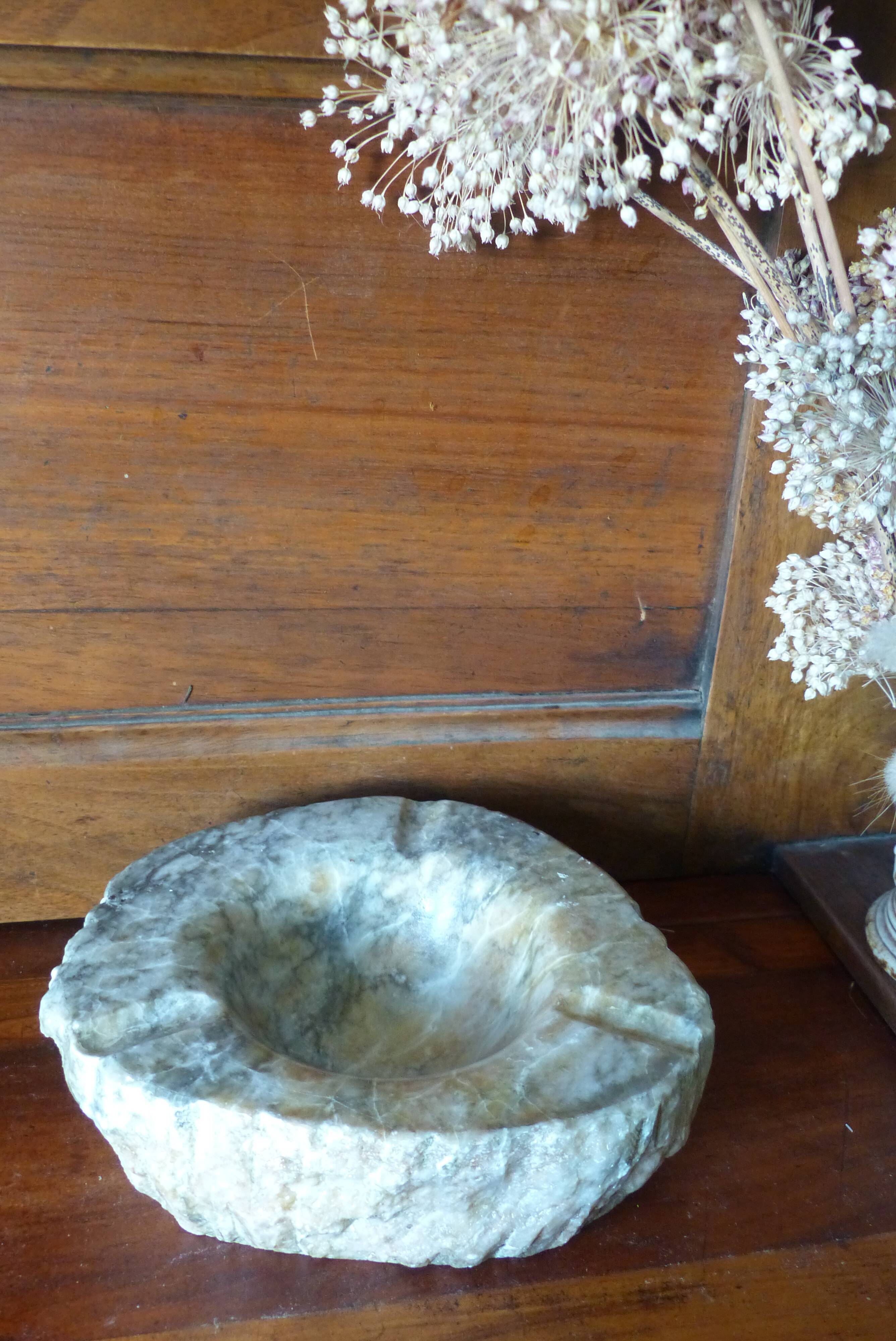 Ashtray in onyx 70s