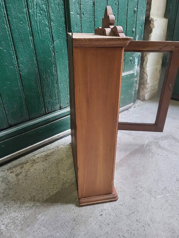 Vitrine 1 porte en bois exotique