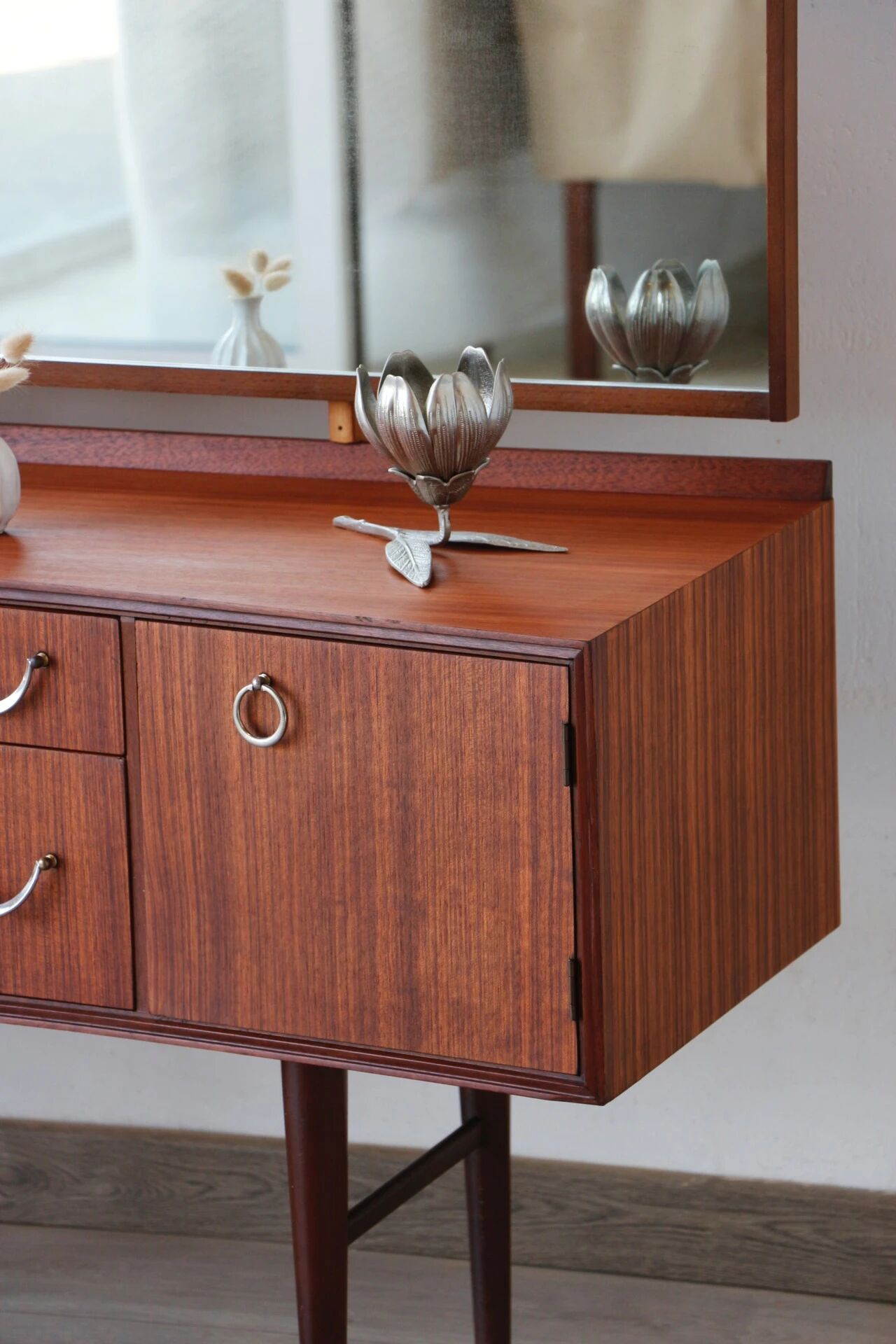 Coiffeuse vintage mid-century en teck (Meredew)