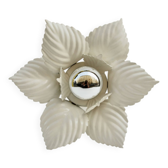 White flower wall light in metal Masca Italy 1970s