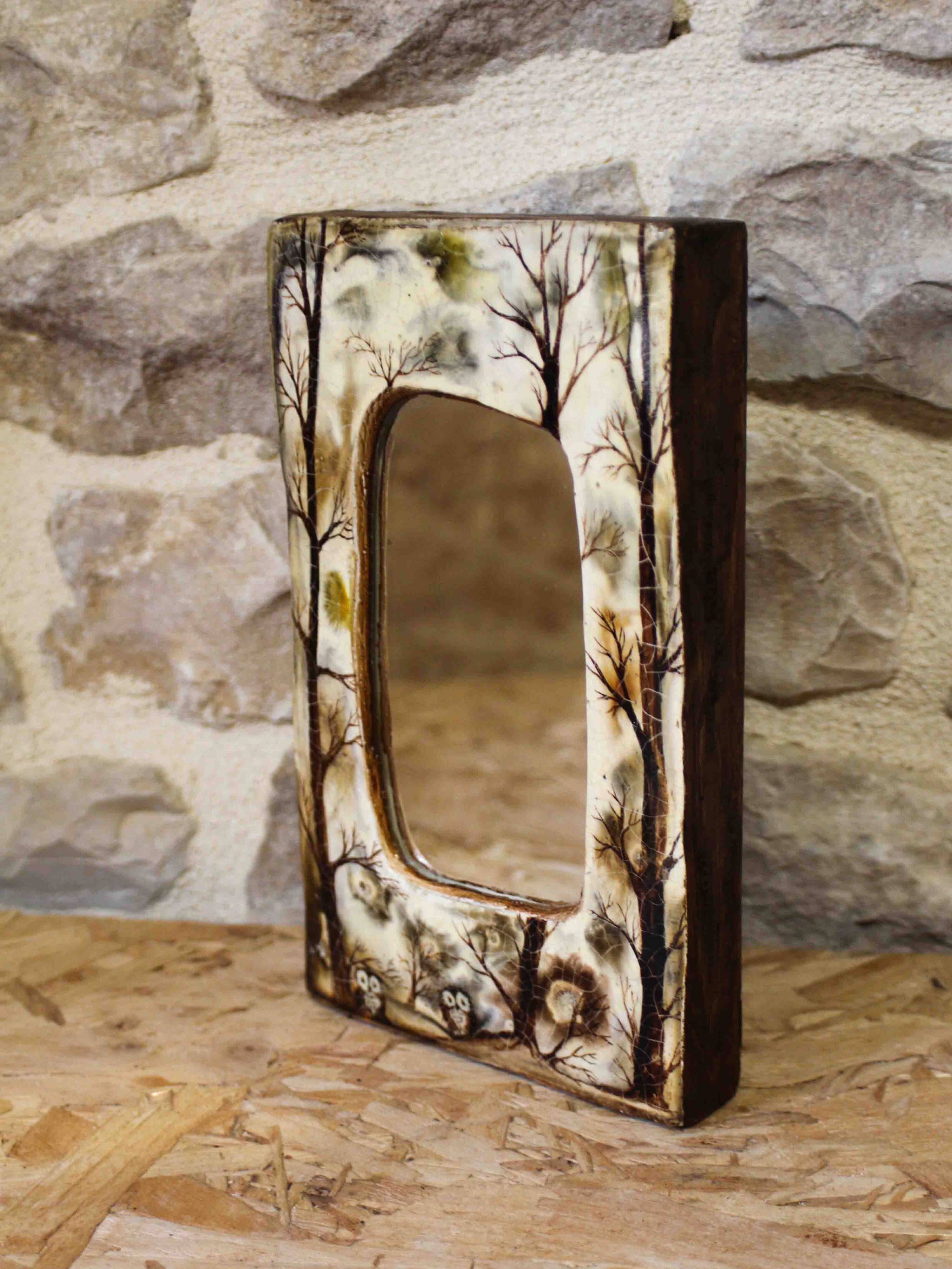 Resin mirror with owl decoration