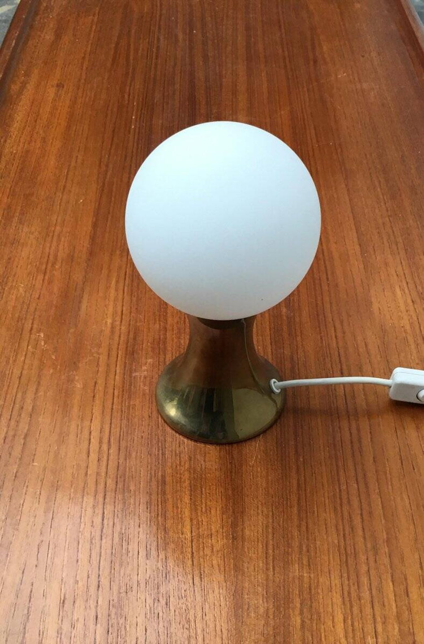 Lampe de table milieu du siècle