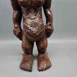 Punu statue