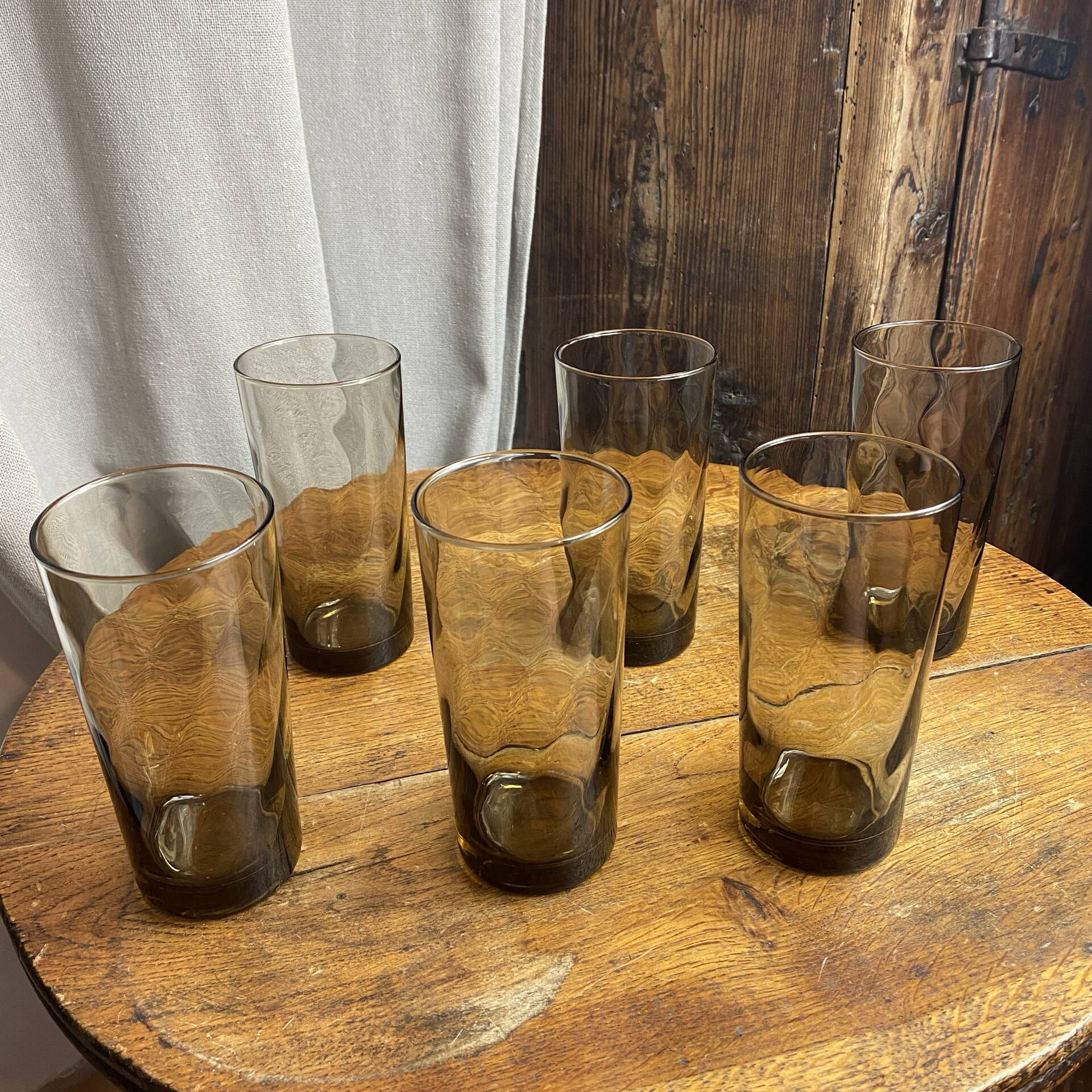 6 verres à eau en verre brun fumé, années 70