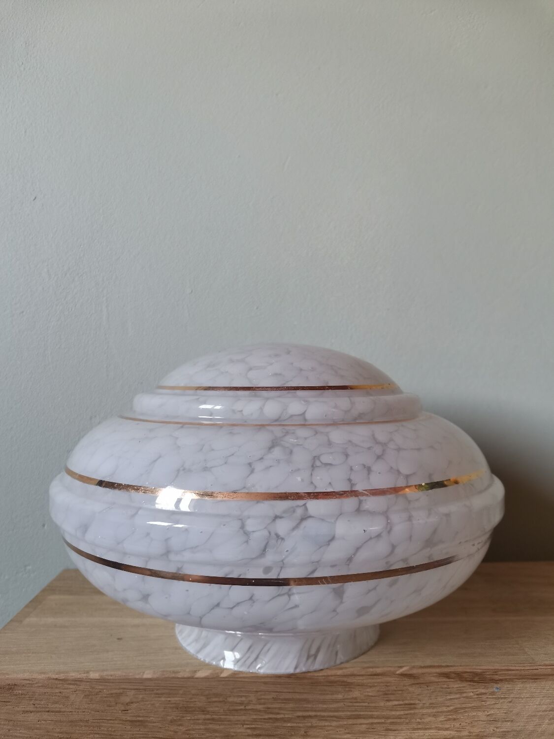 Lamp globe supension vintage ceiling lamp in white clichy glass Golden border