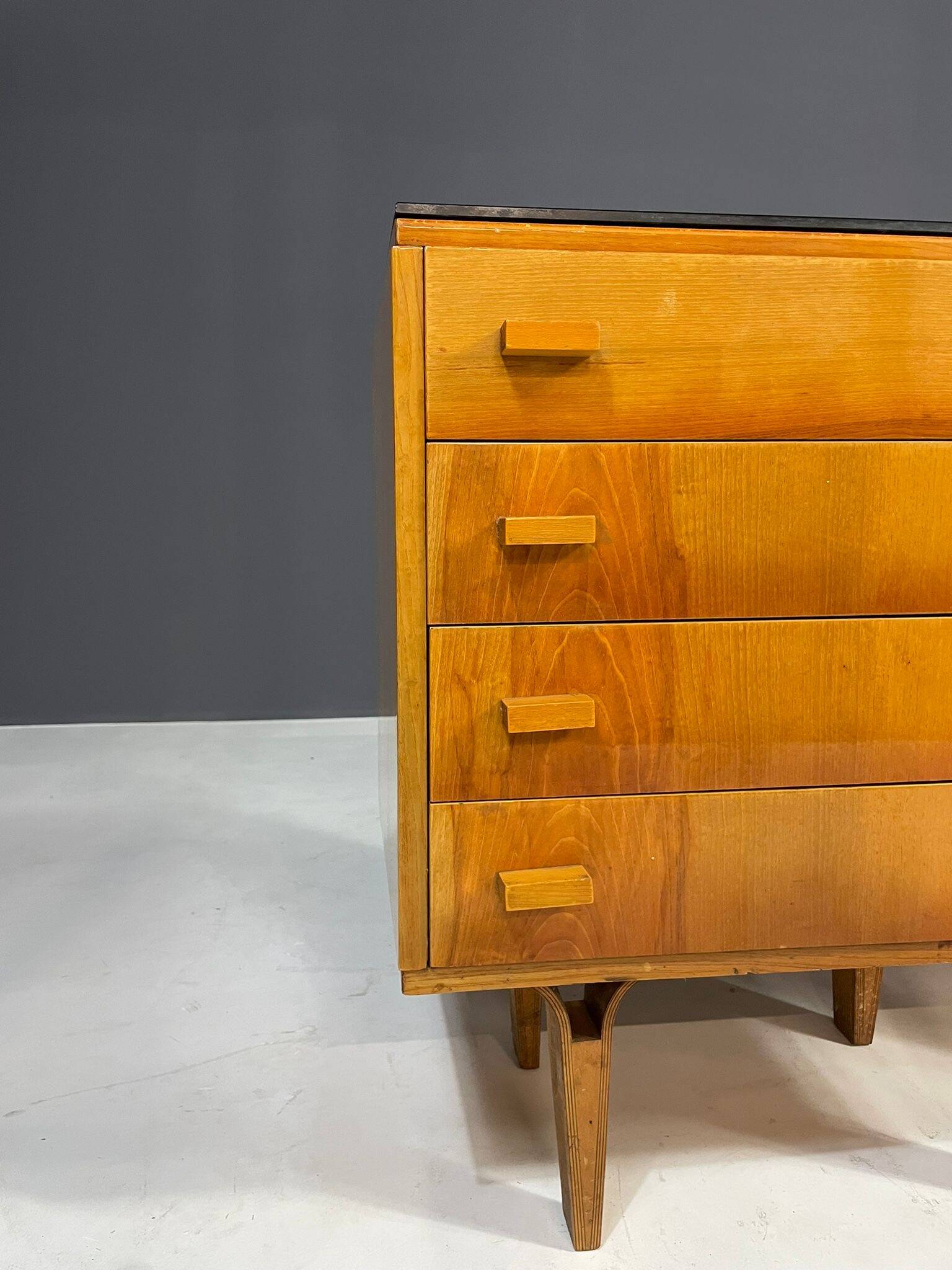 Tables de nuit vintage par Nový Domov, Tchécoslovaquie, 1970 - Set de 2