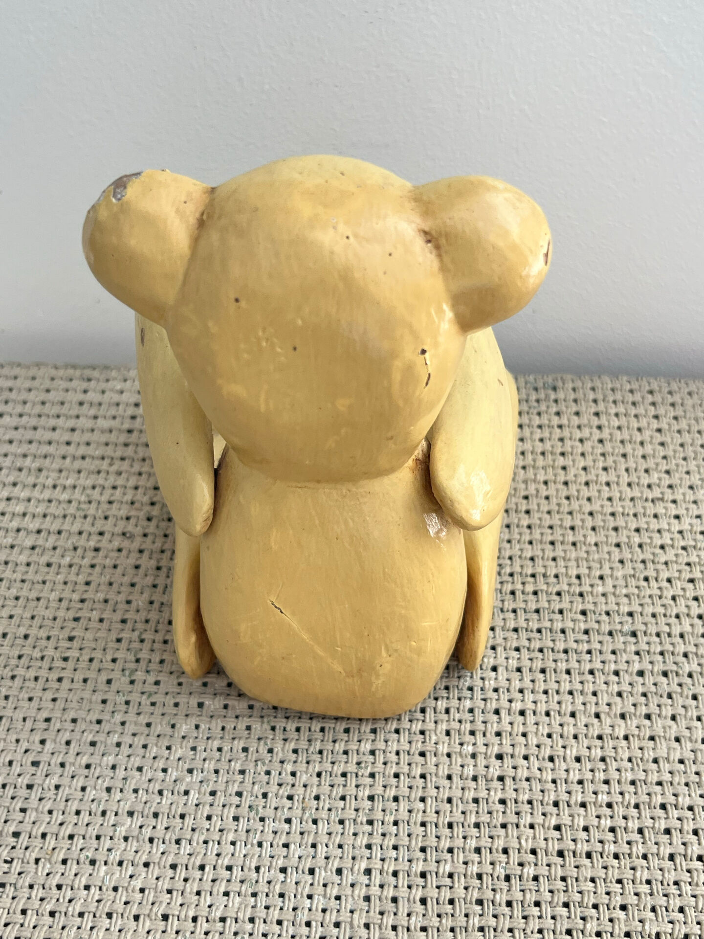 Ours in articulated wood