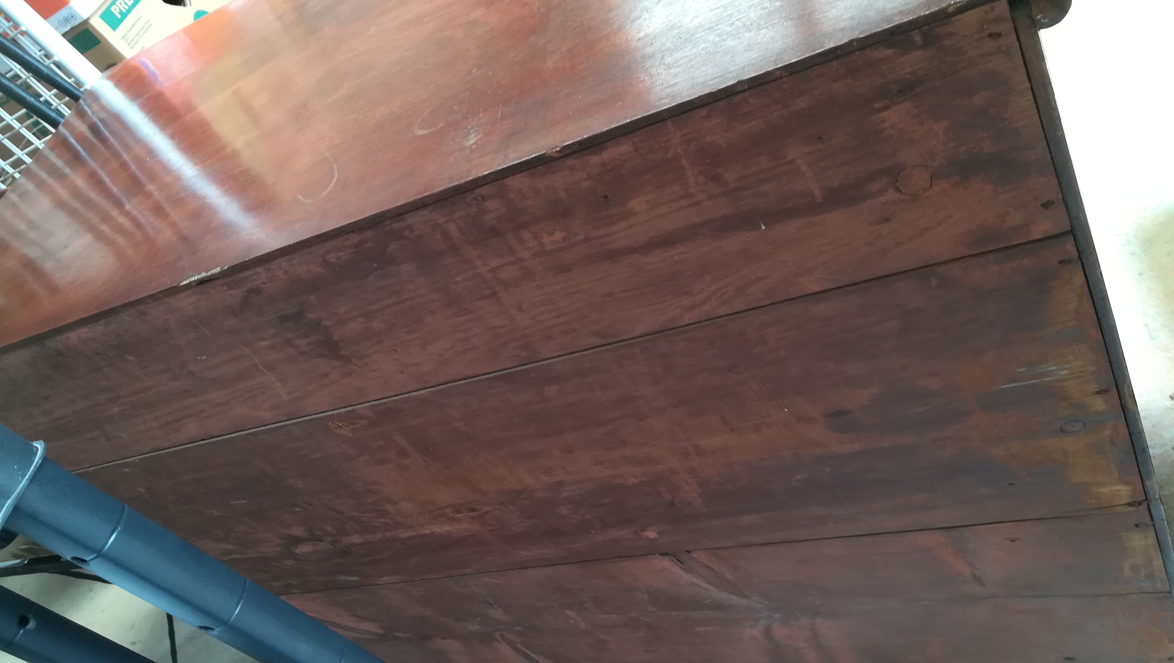 English chest of gold mahogany veneer