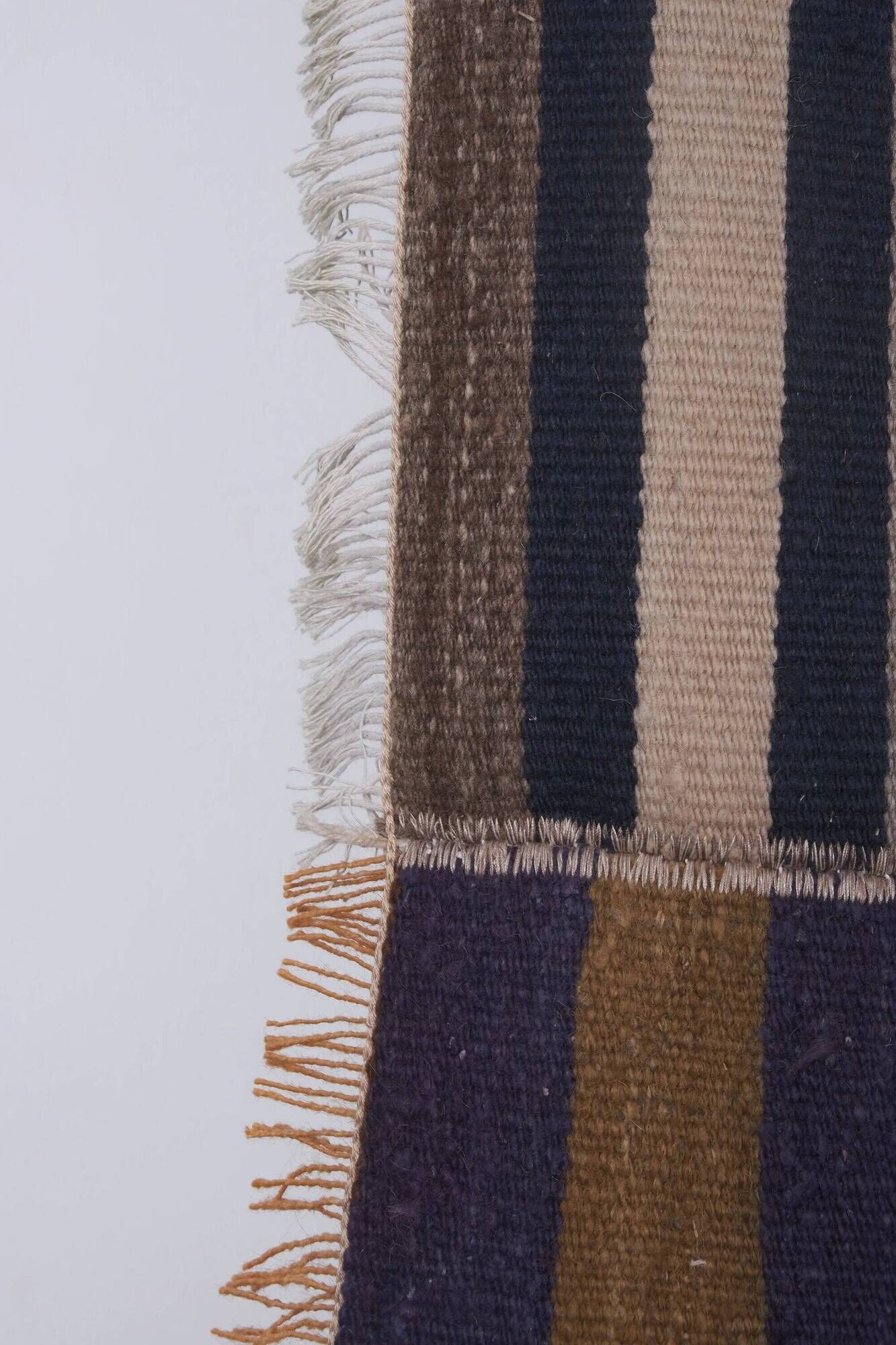 Vintage Turkish kilim handwoven 270x340 cm