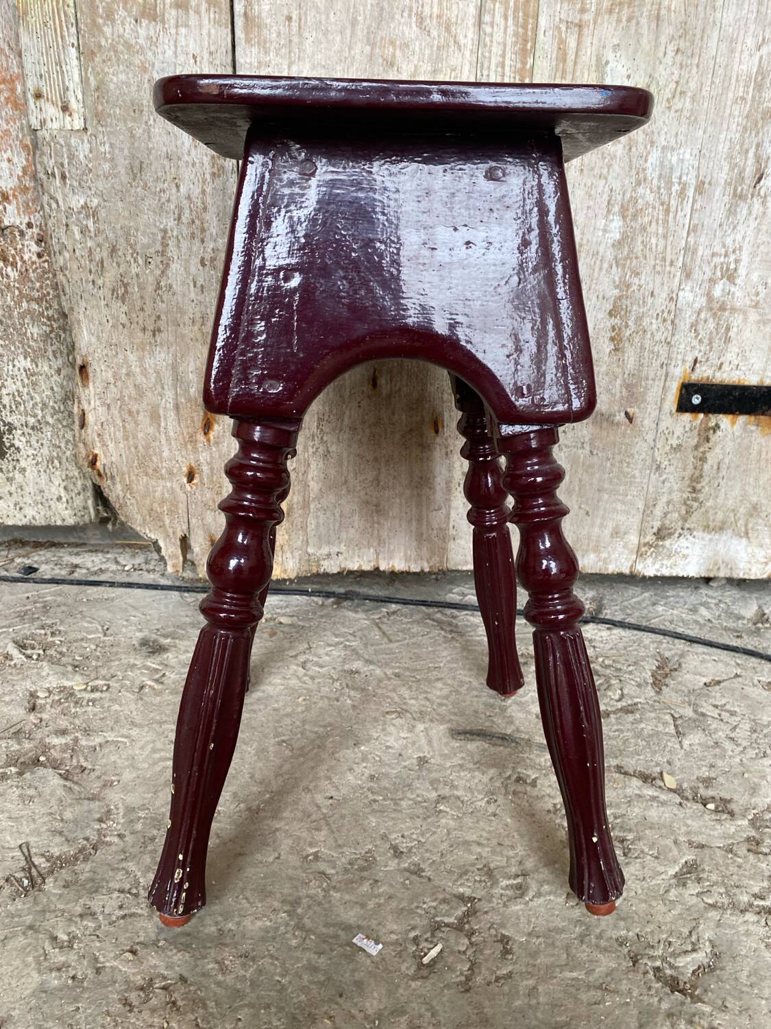 Vintage Bordeaux Turned Legs Wooden Stool #D546