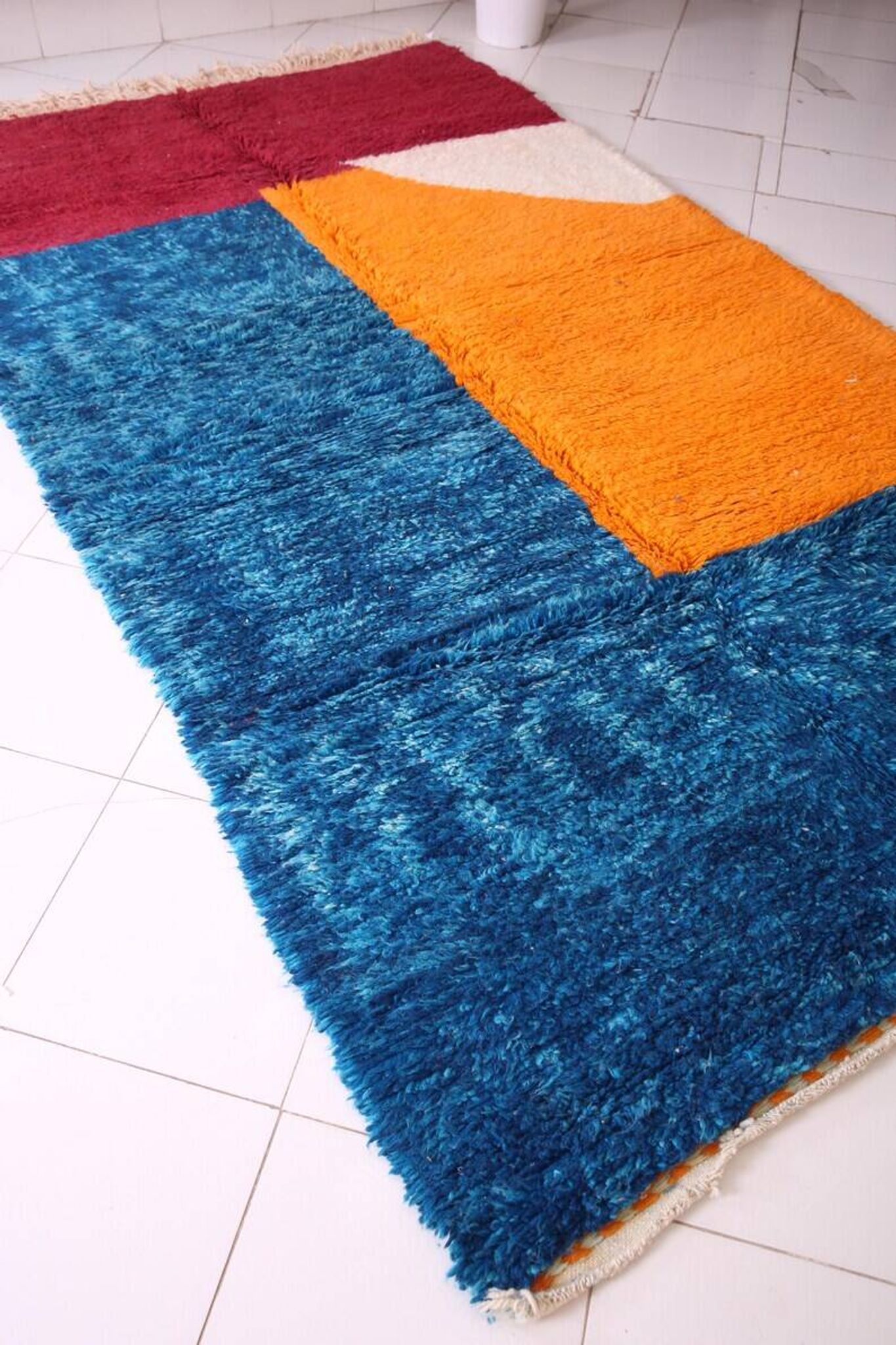 Handmade traditional Berber rug with colourful patterns, size 150/250cm.