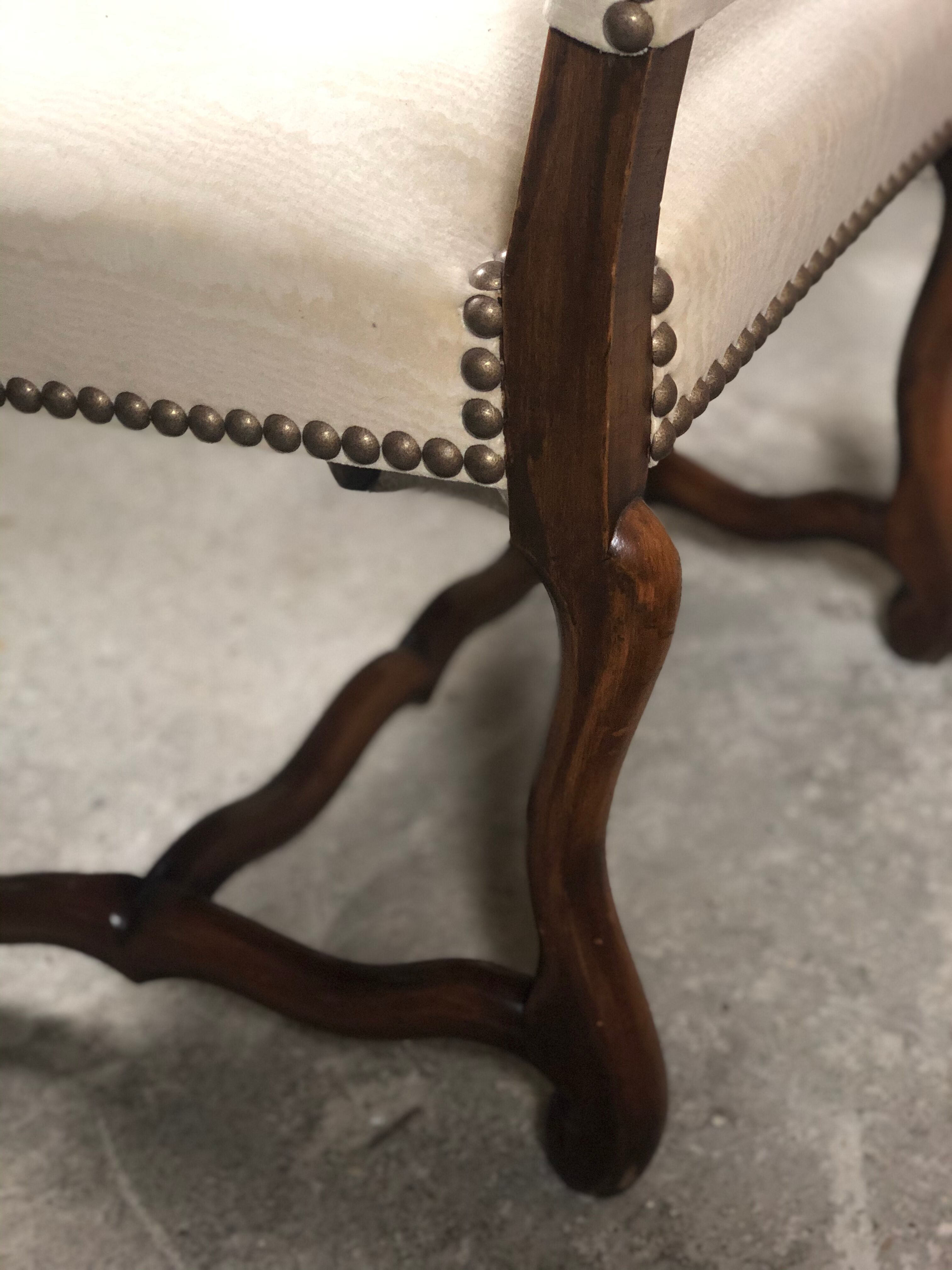 Chairs (pair) Sheep bones in walnut-tinted beech and marbled beige velvet
