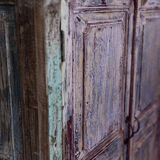 Low cabinet two doors in mango tree, patinated effect