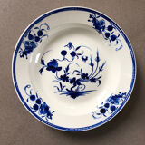 2 deep plates Tournai porcelain 20th century