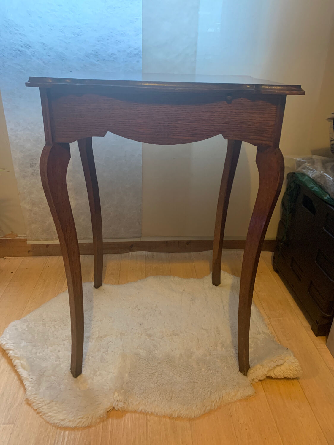 Dressing table or side table