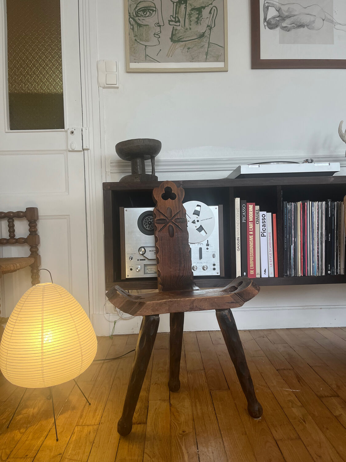 Brutalist tripod chair
