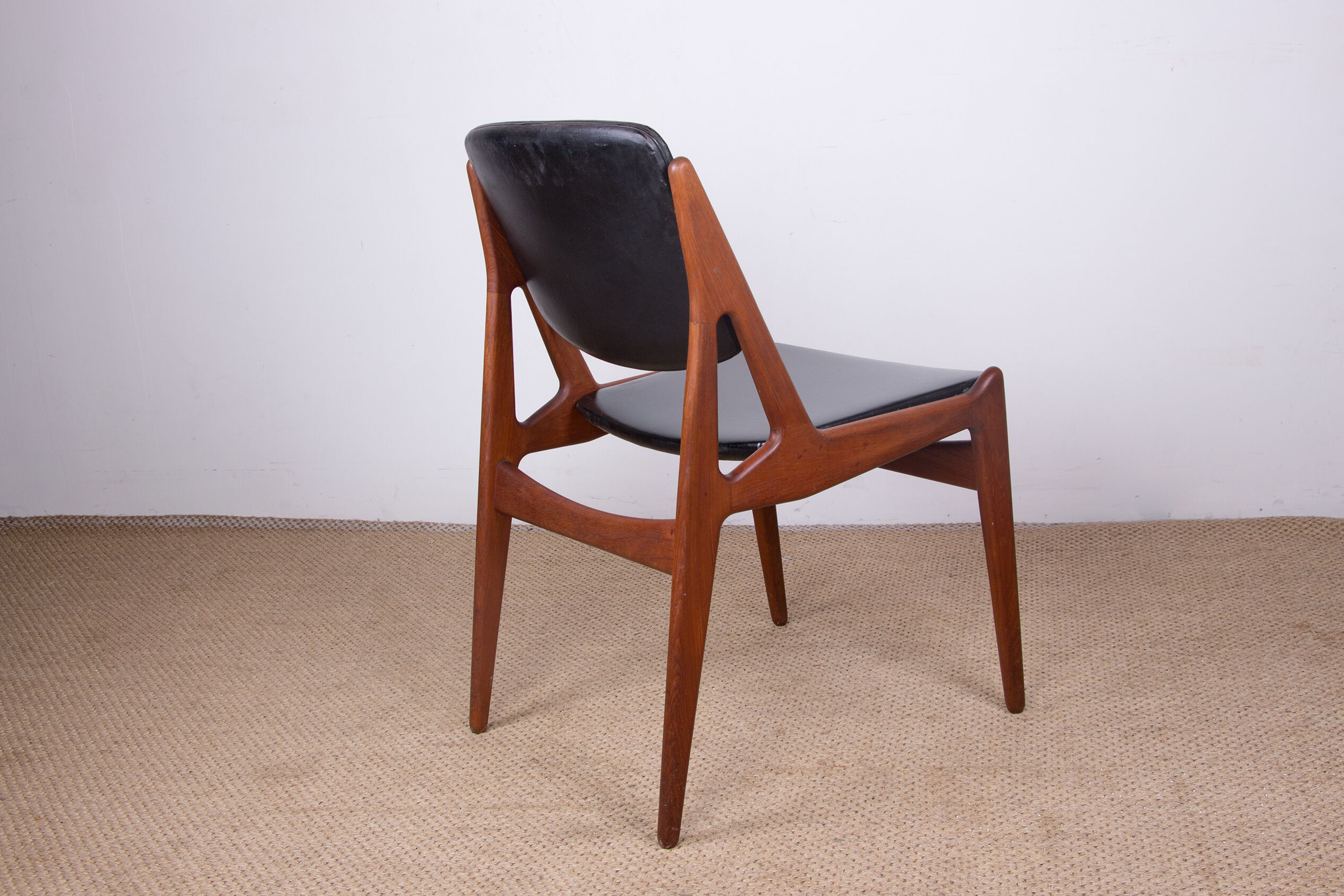 Suite of 4 chairs model "Ella" by Arne Vodder 1960