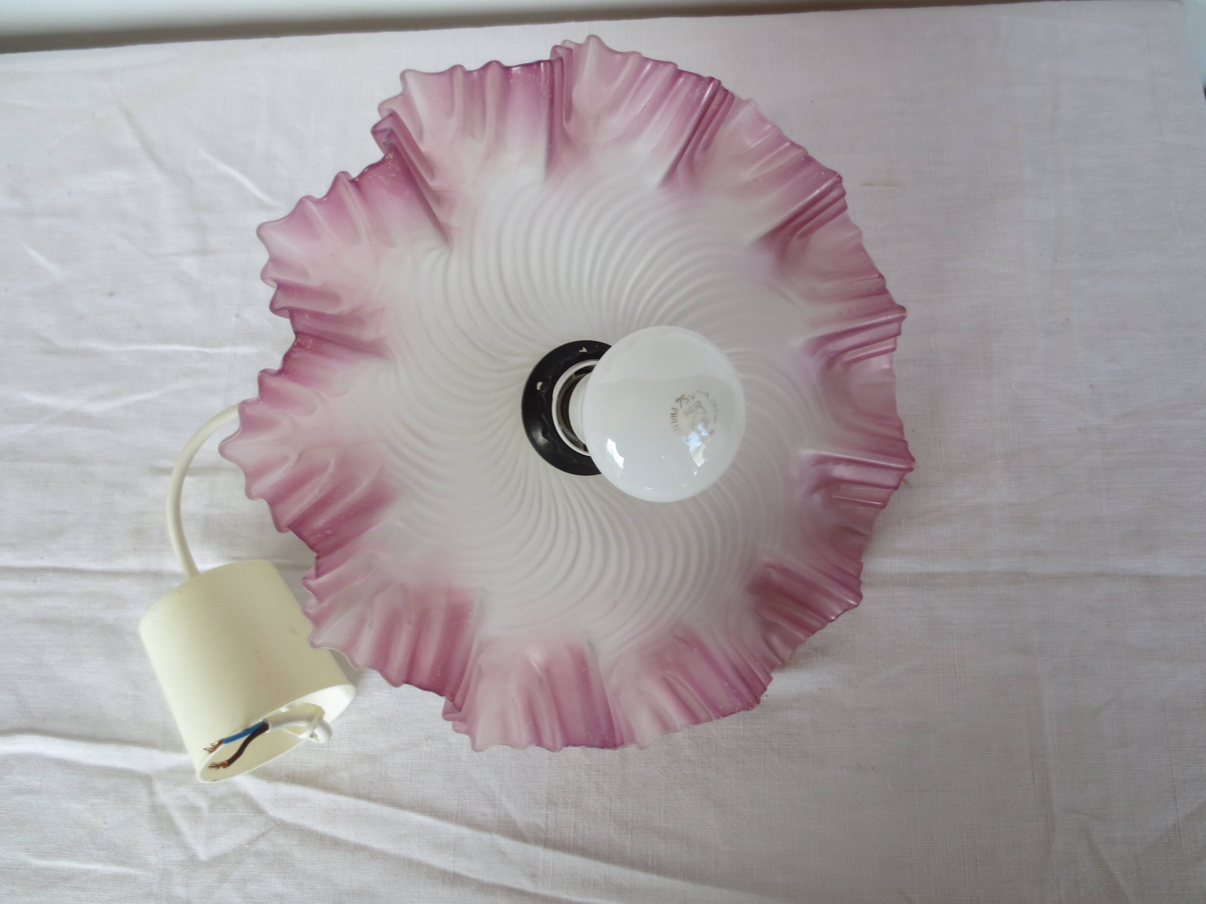suspension with opaline pink-lilac lampshade