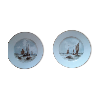 2 vintage plates signed with a sea décor