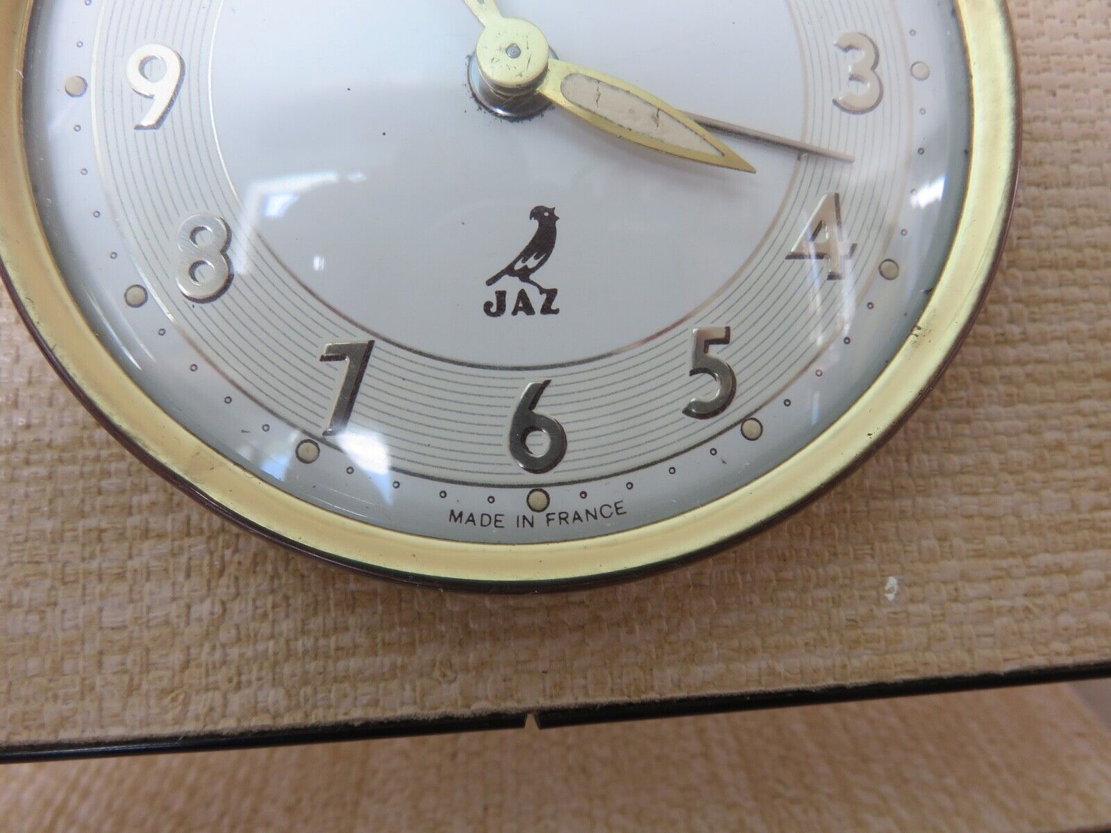Mechanical alarm clock "jaz" brass and vinyl, swivel 50s 60s