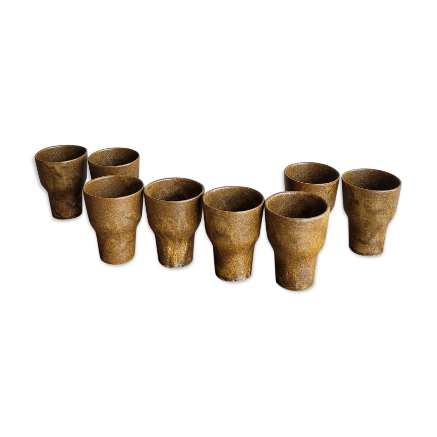 Set of 8 flared glasses in brown sandstone