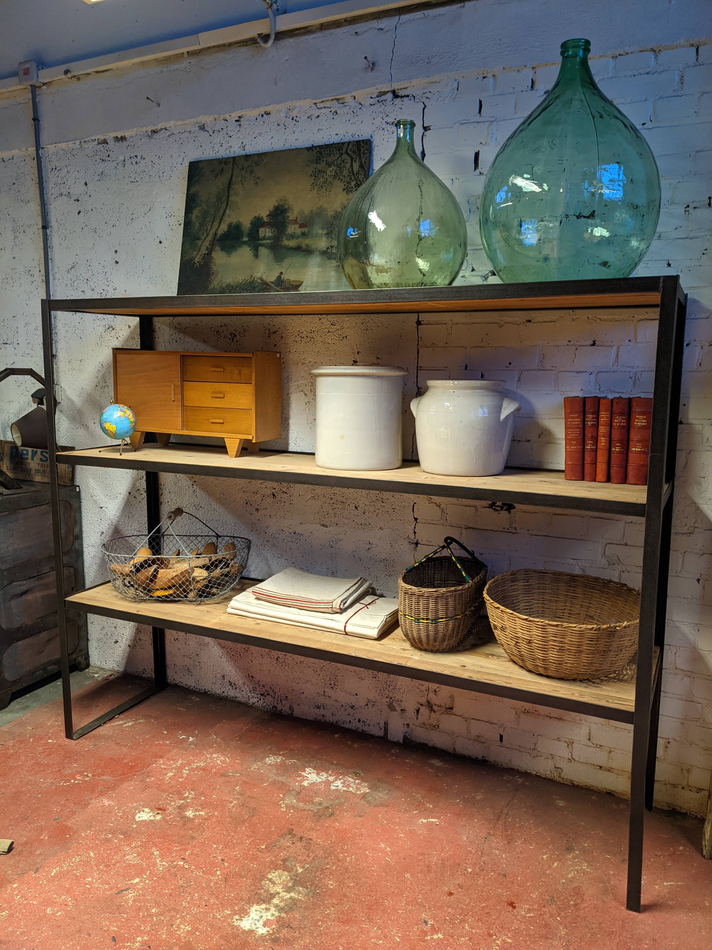 Industrial shelf