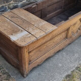 Closed bed chest bench Breton, solid oak pegged wood, nineteenth century