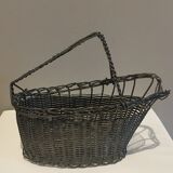 Metal wine bottle basket