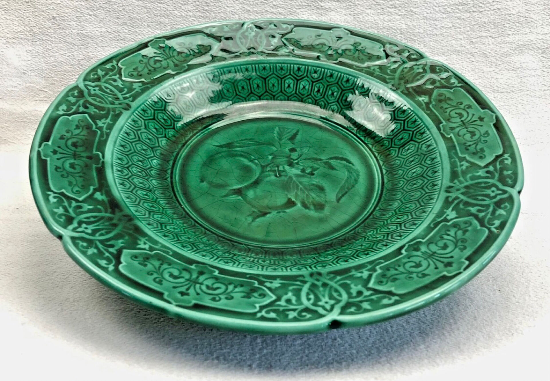 Footed compote with shaded enamels Sarreguemines majolica