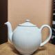 Pleated teapot Pilivuyt in white porcelain
