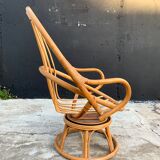 Rattan swivel chair