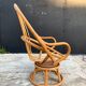 Fauteuil pivotant en rotin