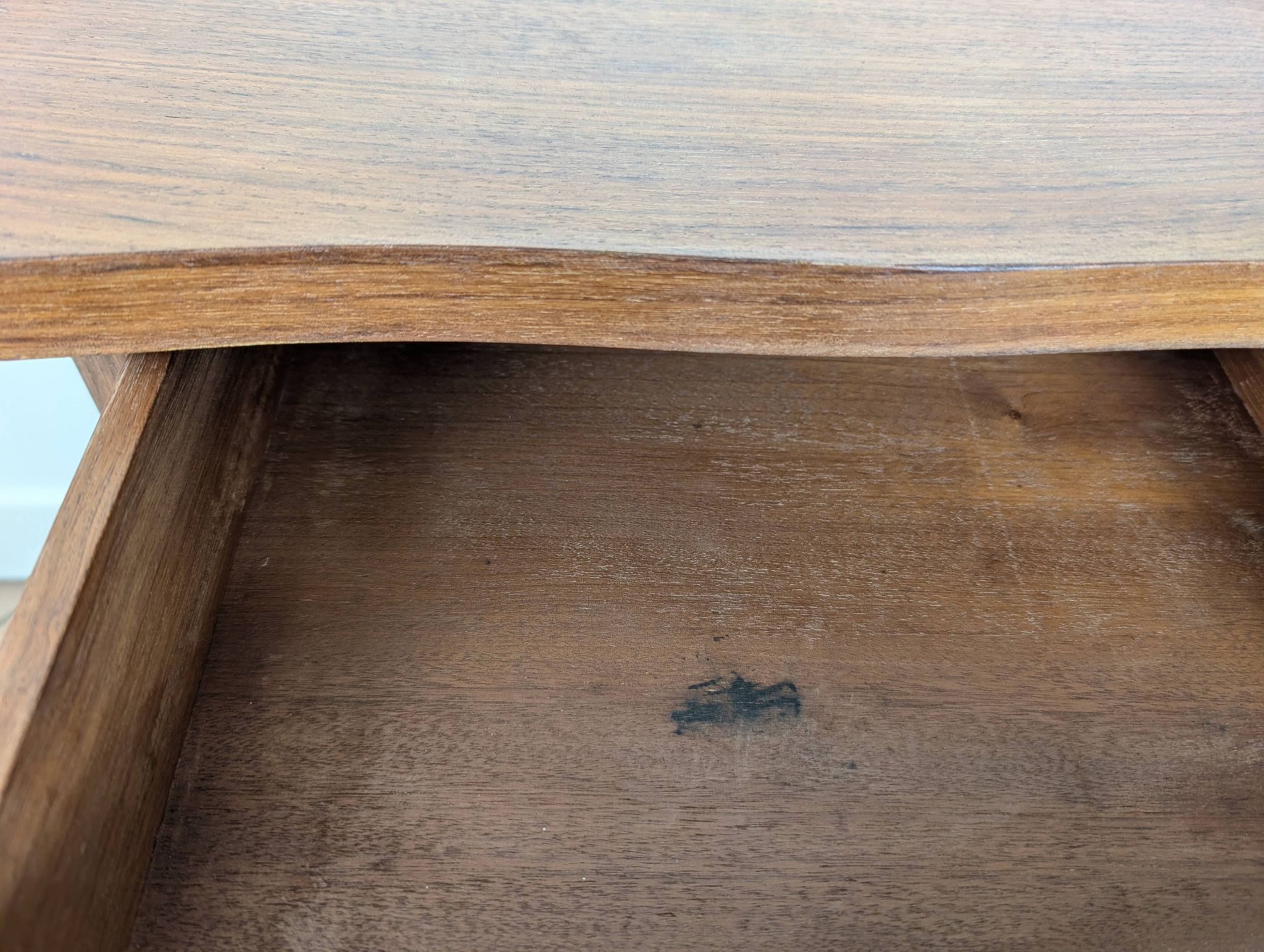Table de chevet
