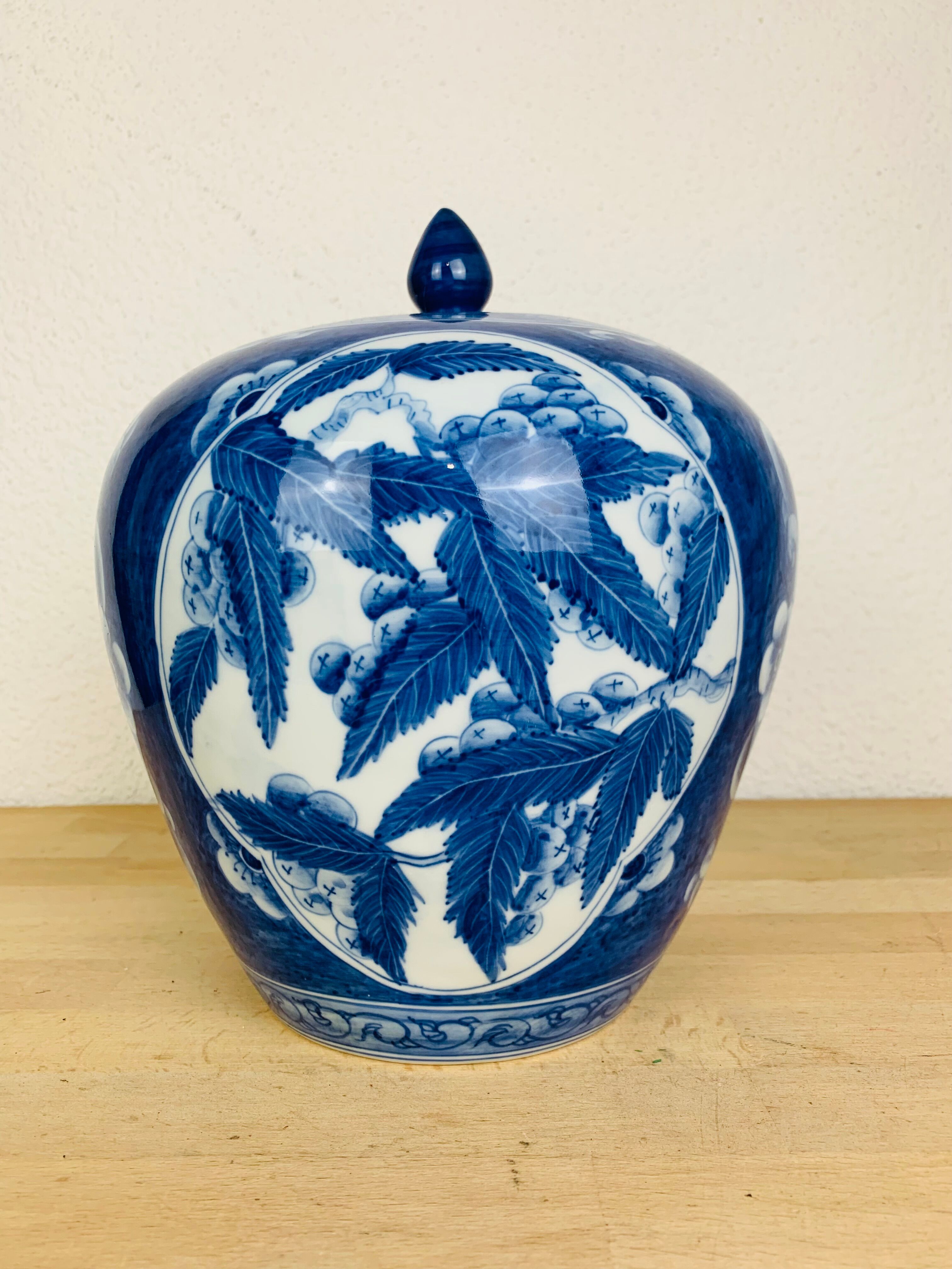 Chinese ginger pot porcelain