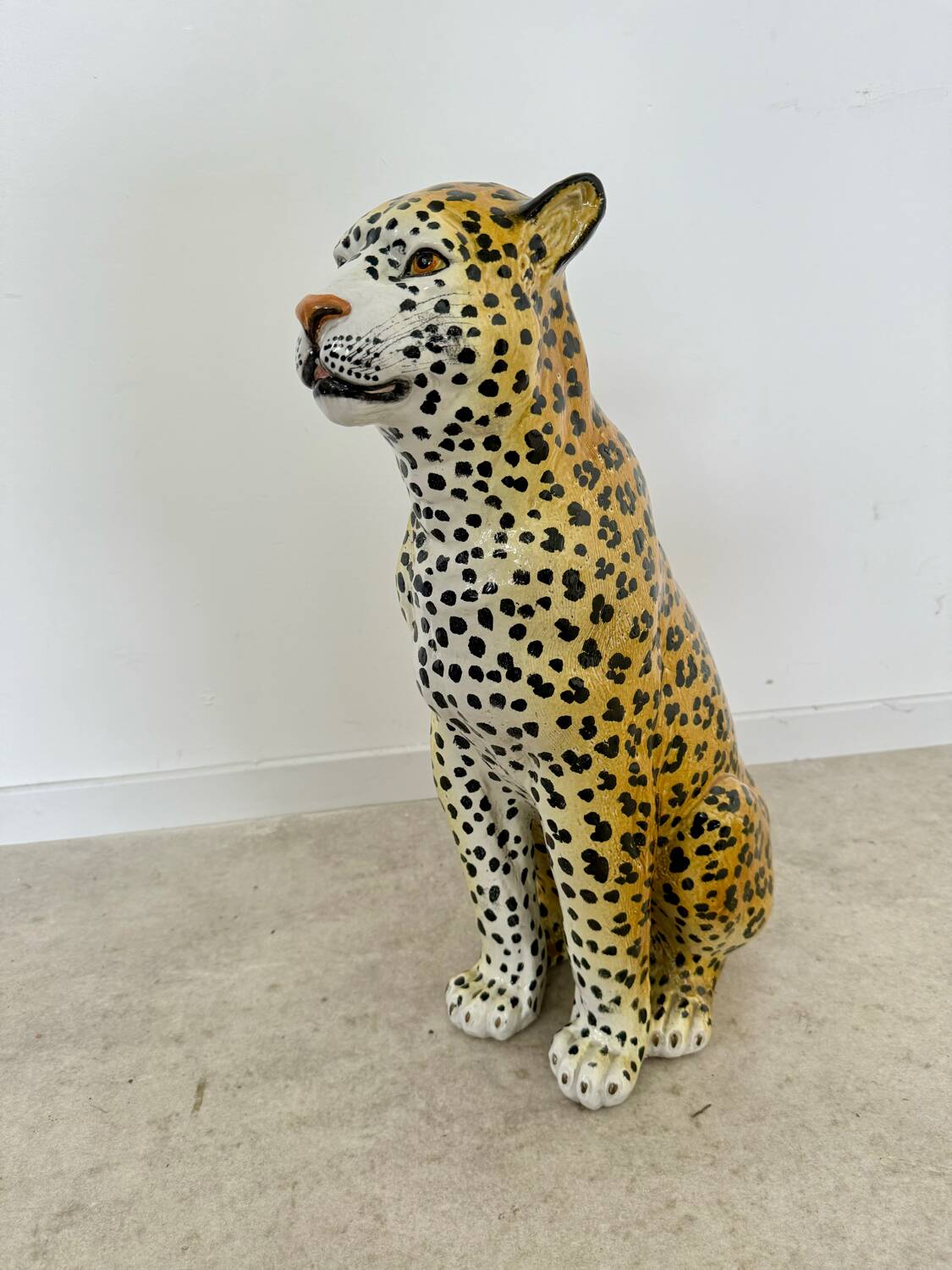 Antique terracotta leopard sculpture from the 70s vintage Italian design