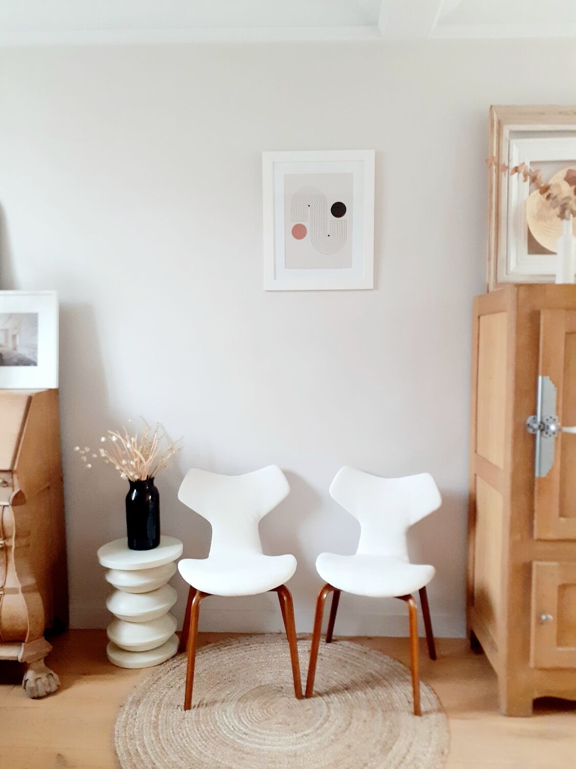 Pair of chairs Grand Prix by Arne Jacobsen