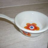 Vintage APILCO bowls and frying pans