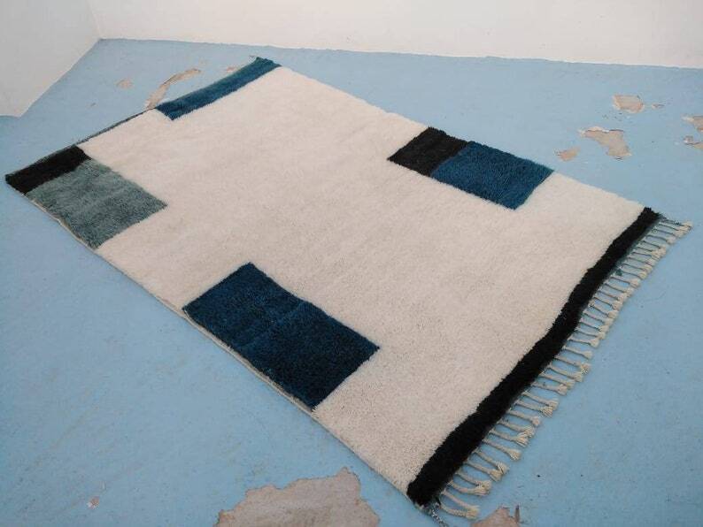 Traditional handmade boujaad rug size 250cmx150cm