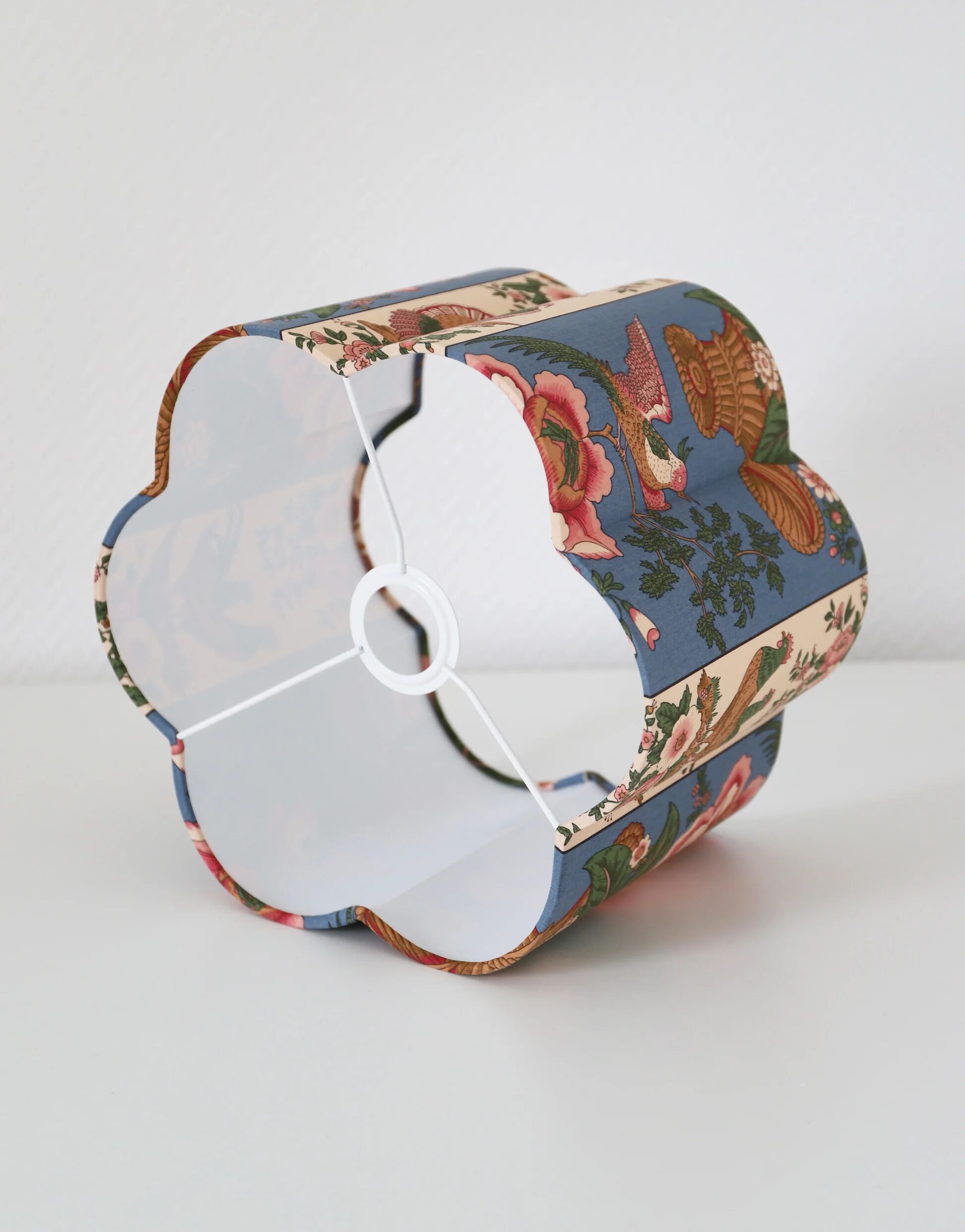 Flower-shaped lampshade Flora "Campinia"