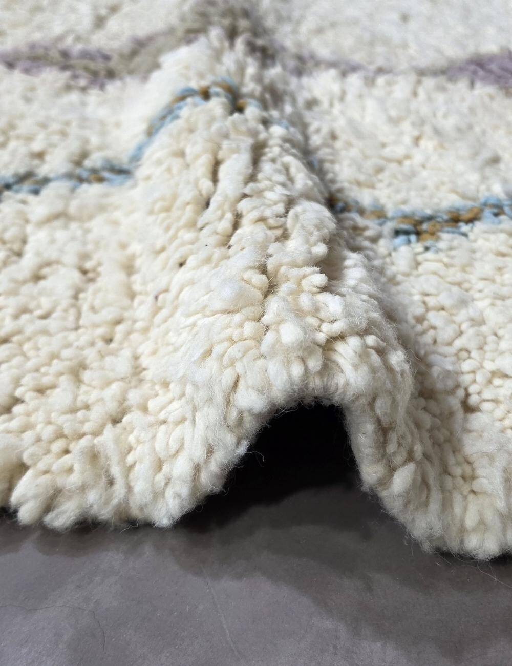 Moroccan Rug Diamond Pattern - 350 x 235 cm