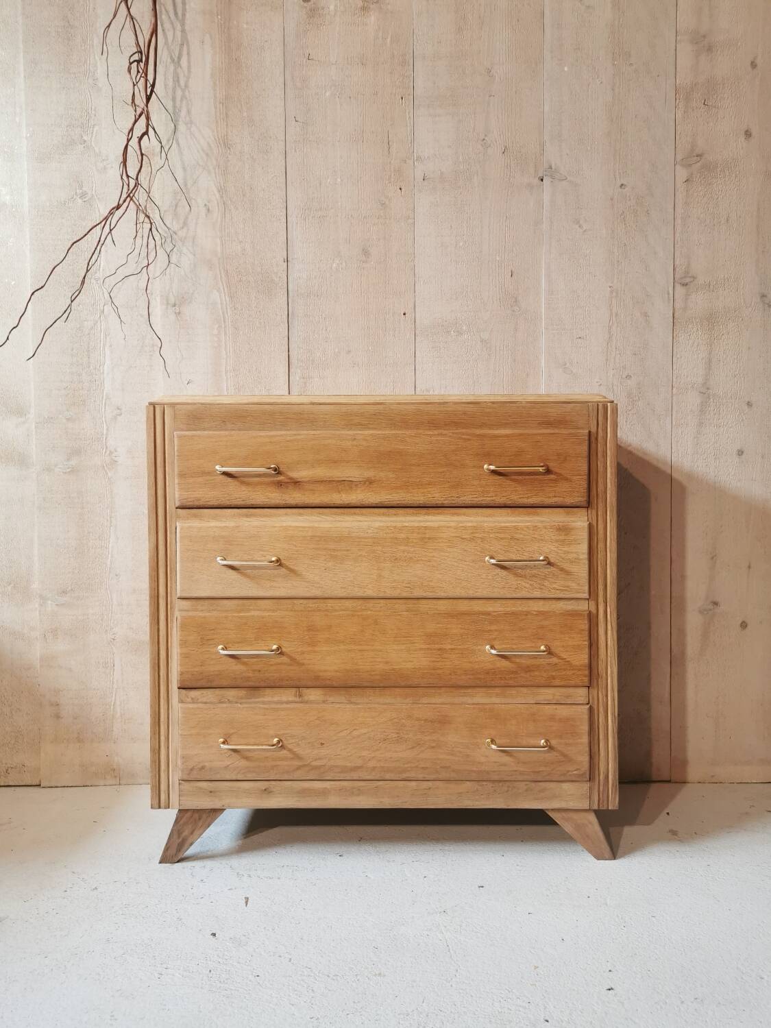 Vintage chest of drawers