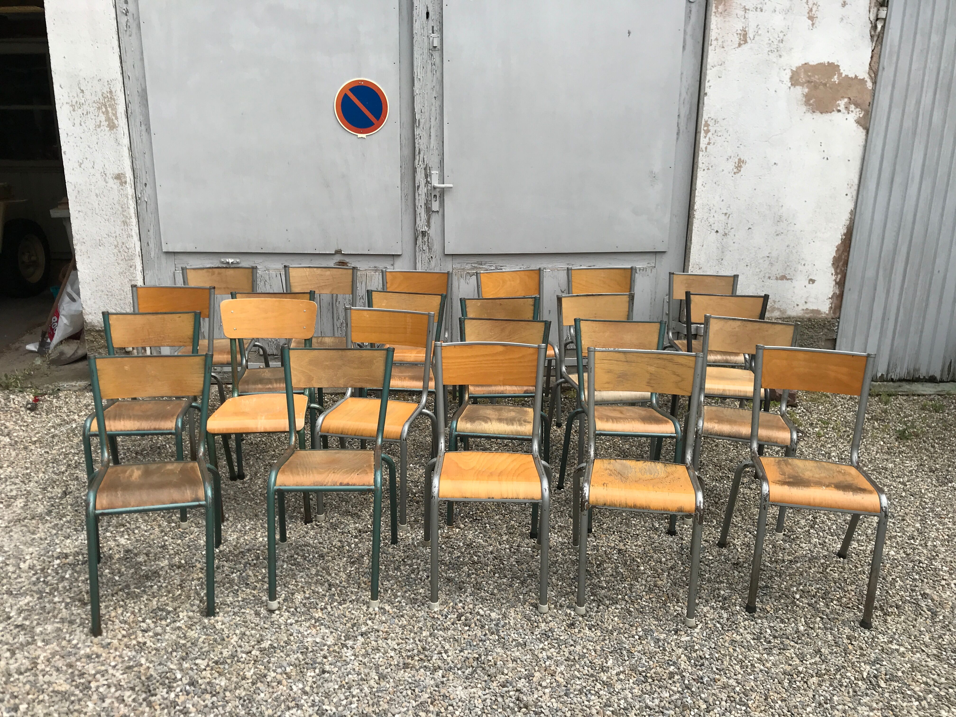 22 former vintage school chairs