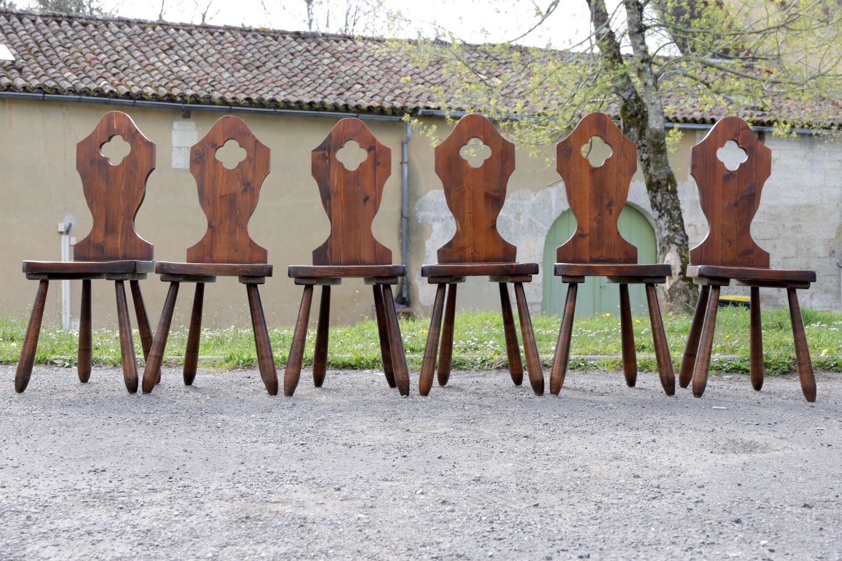 Série de six chaises brutaliste