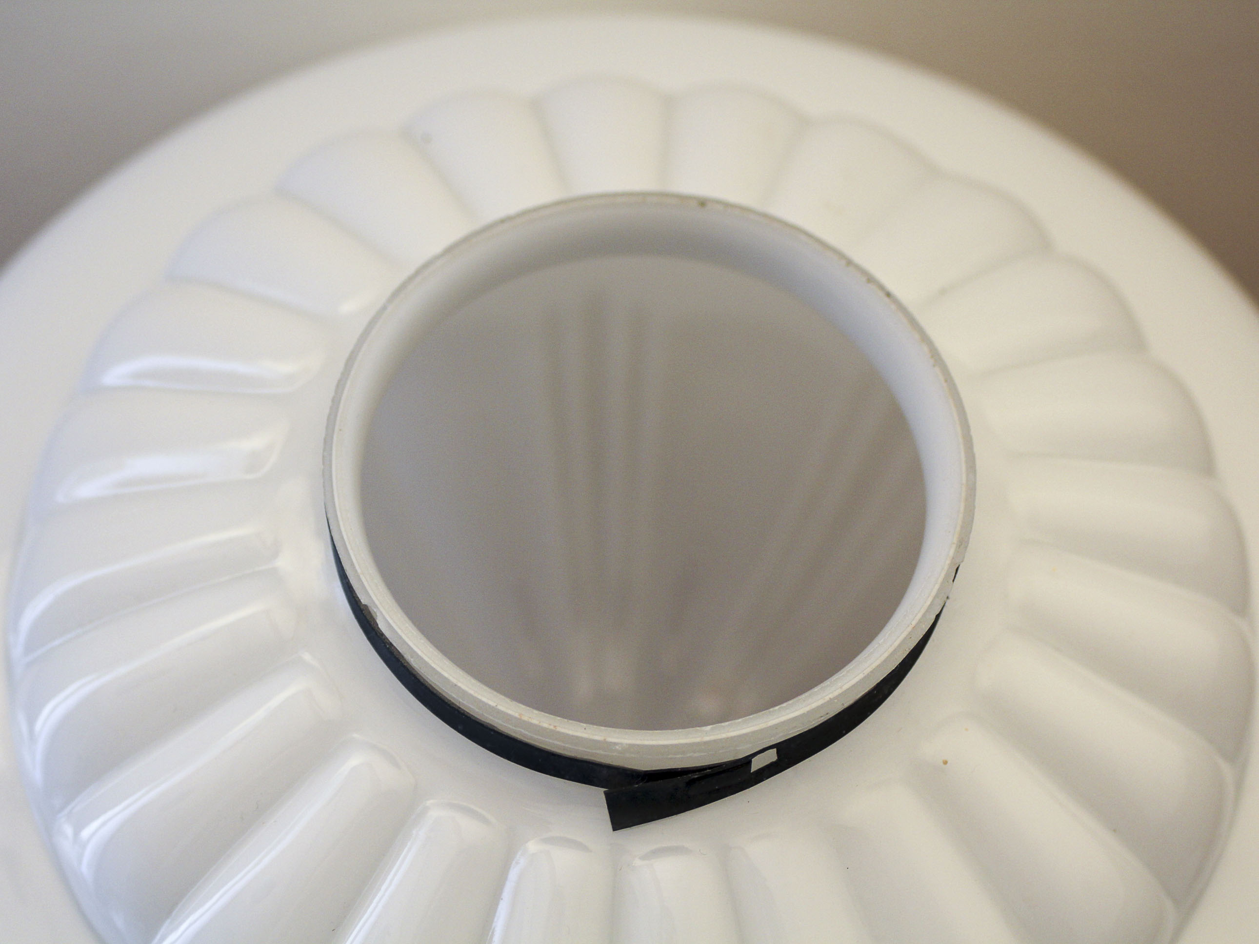 Opaline art deco for ceiling lamp