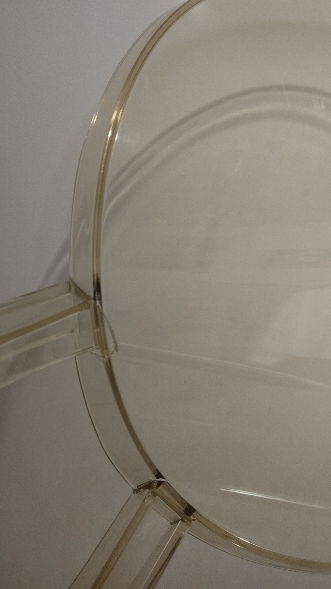 Fauteuil Louis Ghost de Philippe Starck Kartell