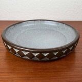 Bowl in modern Danish studio pottery from the mid-century by Frank Keramik, 1960s.